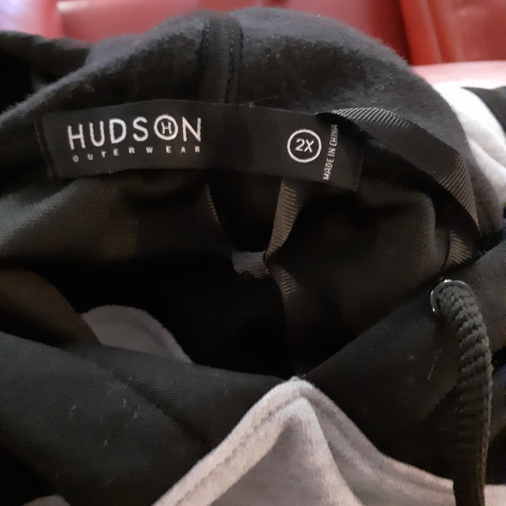 Hudson long sleeve hooded sweatshirt - Picture 5 of 8